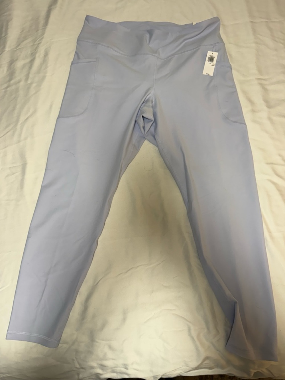Old Navy women’s ' in orchid tint powersoft Leggings with Side Pockets